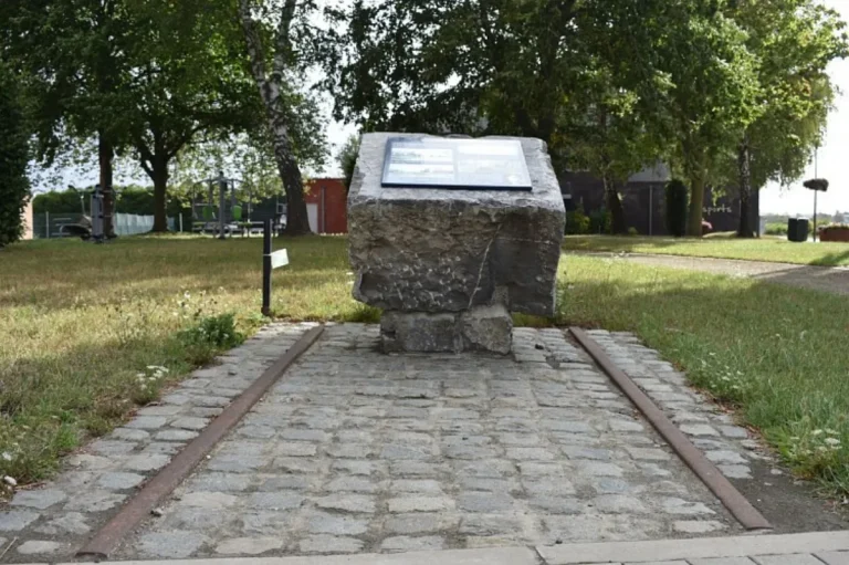 Plateau de l'ancienne gare