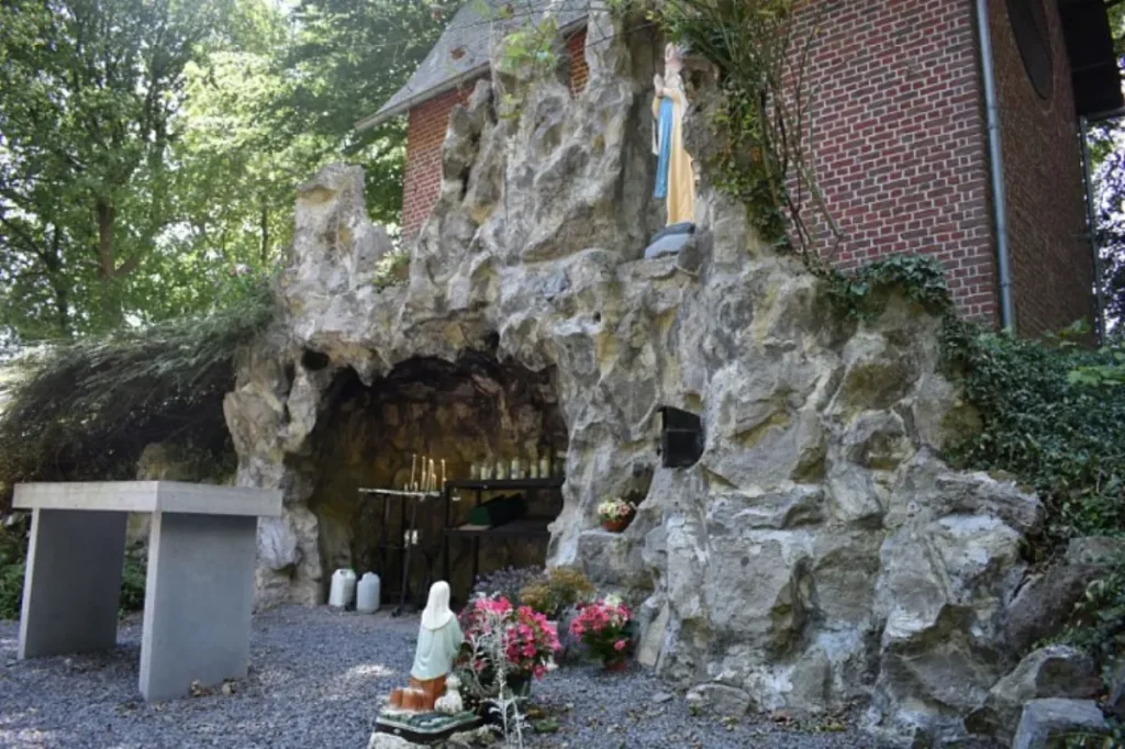 Sanctuaire et grotte Notre-Dame de Lourdes
